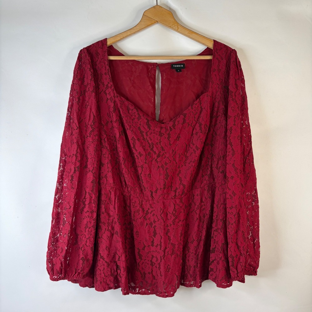 Torrid Peplum Top Womens 3 Burgundy Red Floral Lace Long Sleeve Sweetheart Neck